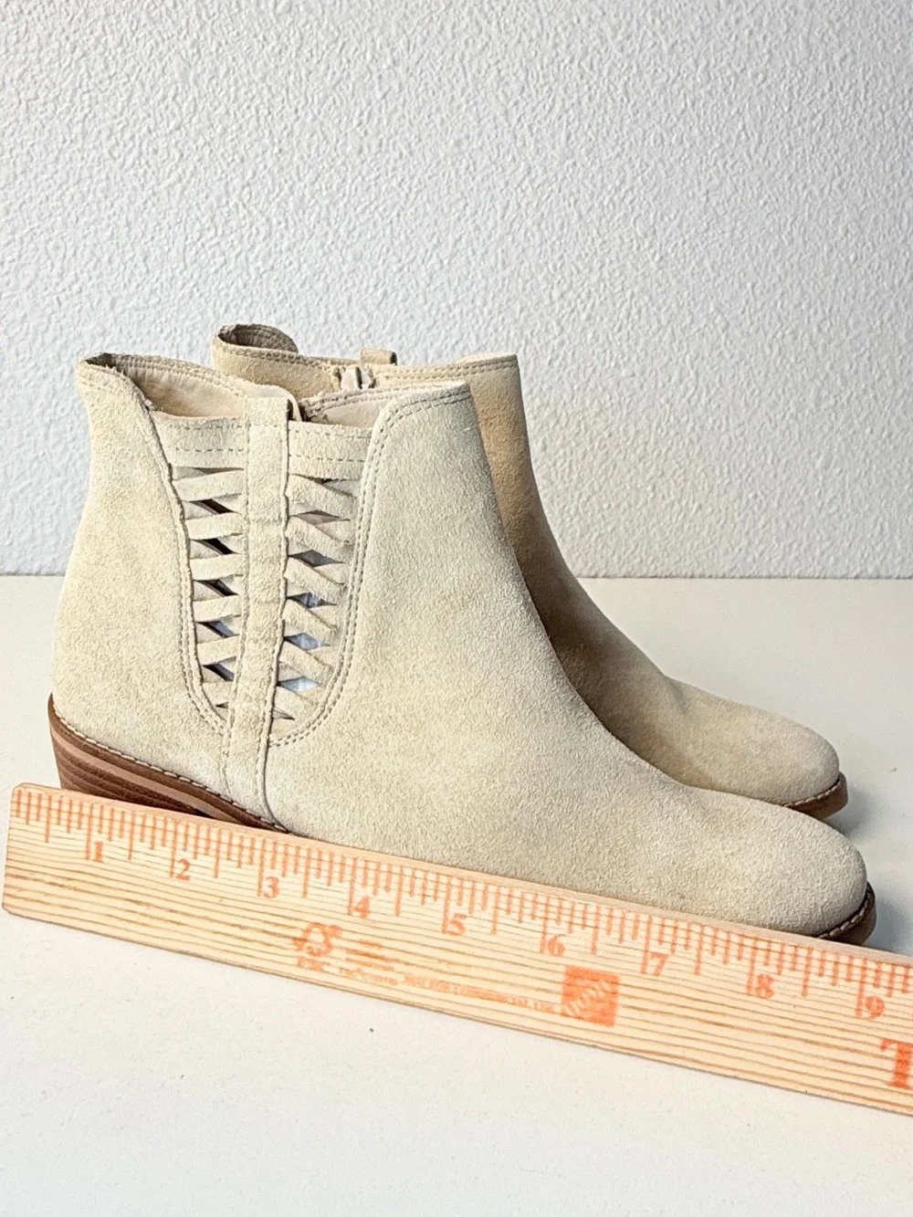 Paul Green Suede Cutout Ankle Booties Cream Ivory Block Heel size 5.5